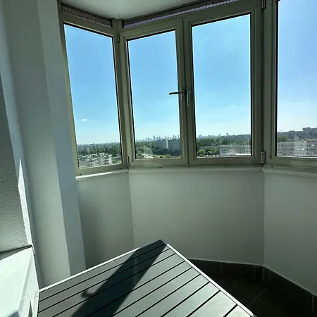 2 Pokojowe Mieszkanie, Metro M2, Swietny Widok, Zachody