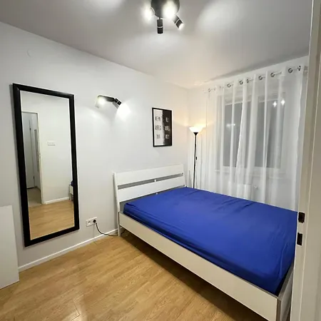 2 Pokojowe Mieszkanie, Metro M2, Swietny Widok, Zachody Apartment Warsaw