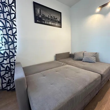 2 Pokojowe Mieszkanie, Metro M2, Swietny Widok, Zachody