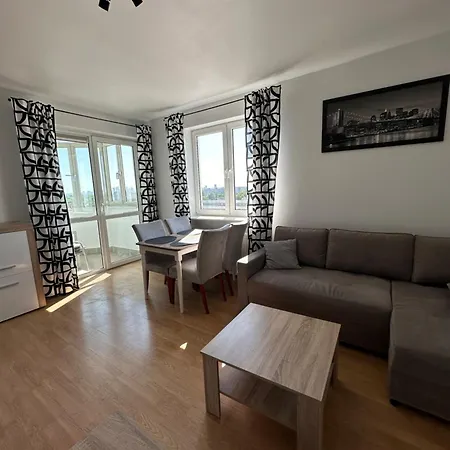 2 Pokojowe Mieszkanie, Metro M2, Swietny Widok, Zachody Apartment Warsaw