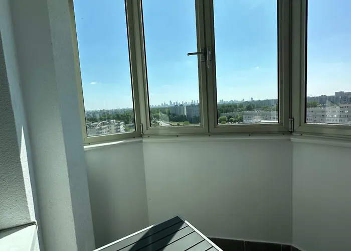 2 Pokojowe Mieszkanie, Metro M2, Swietny Widok, Zachody